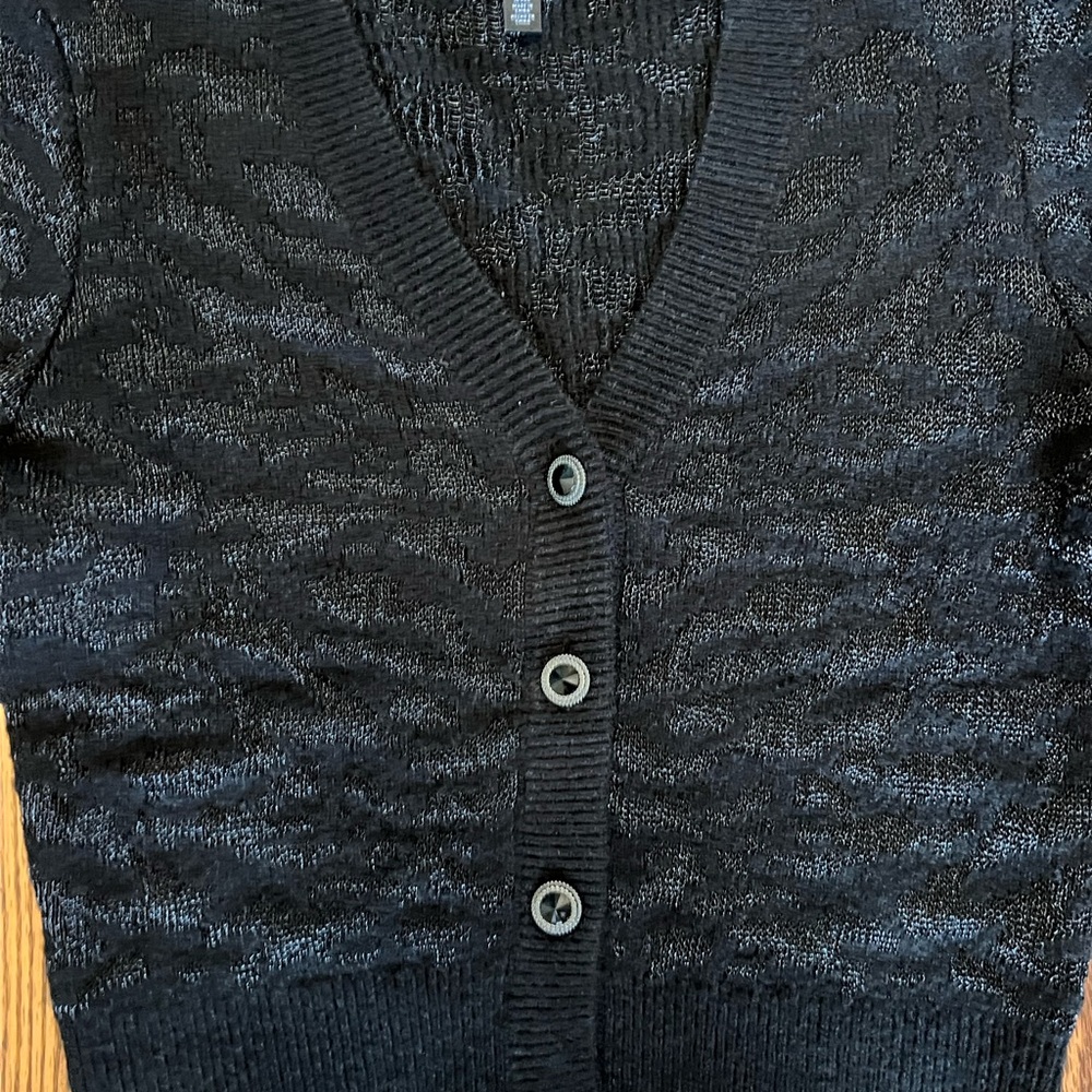 White House Black Market Metallic Jacquard Cardigan Sweater in Black Size Medium - Picture 8 of 10